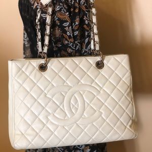 Chanel Caviar Quilted Bag